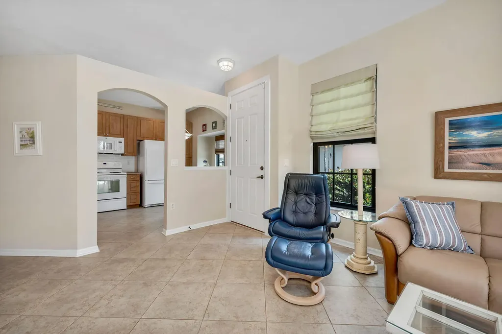 7805 Woodbrook Circle Naples FL 34104
