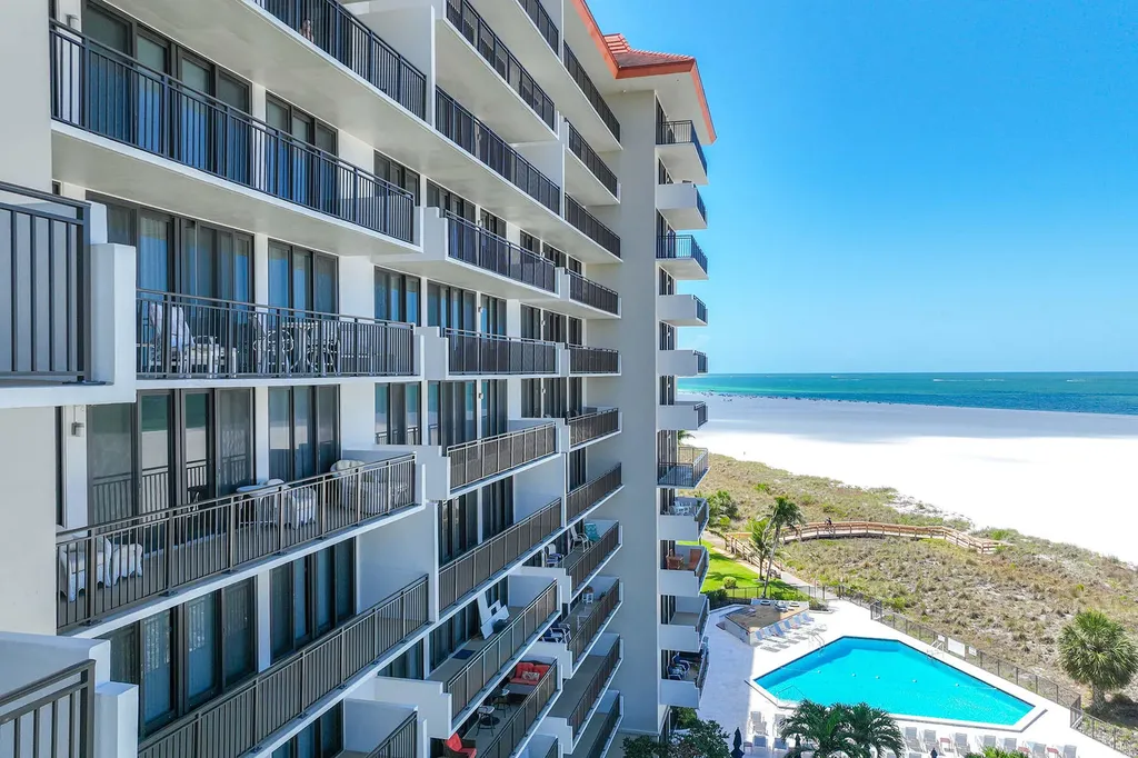 180 Seaview Marco Island FL 34145