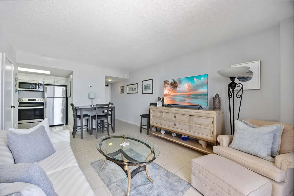 180 Seaview Marco Island FL 34145