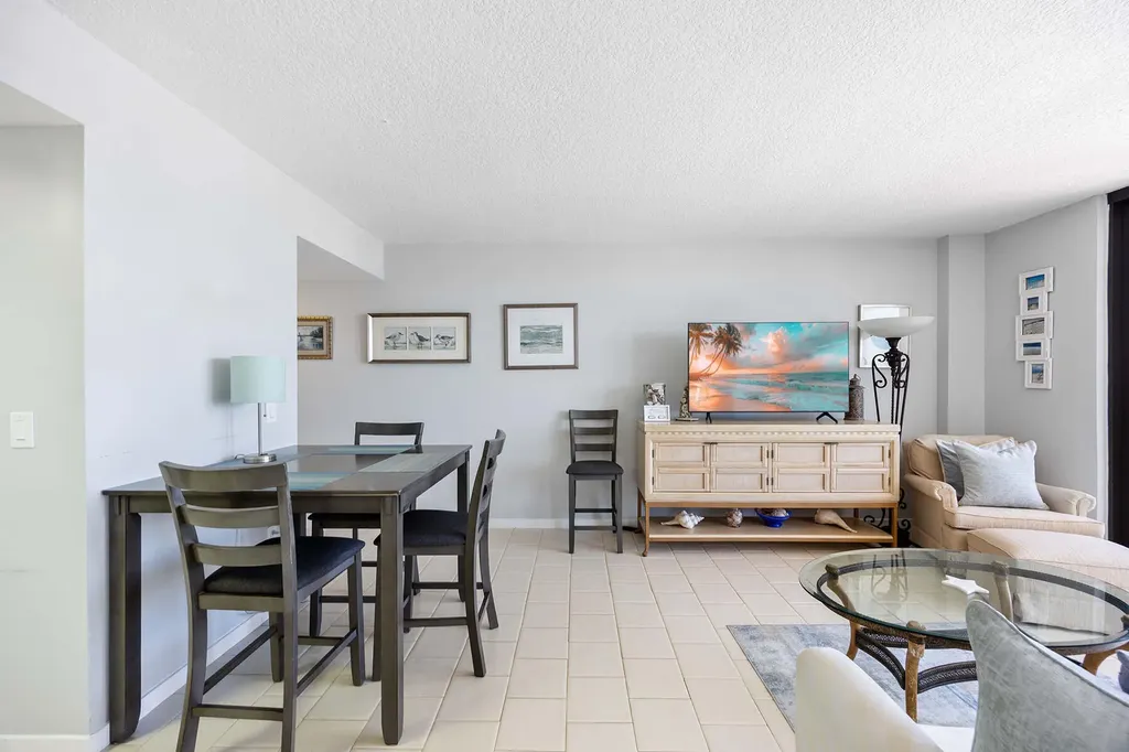 180 Seaview Marco Island FL 34145