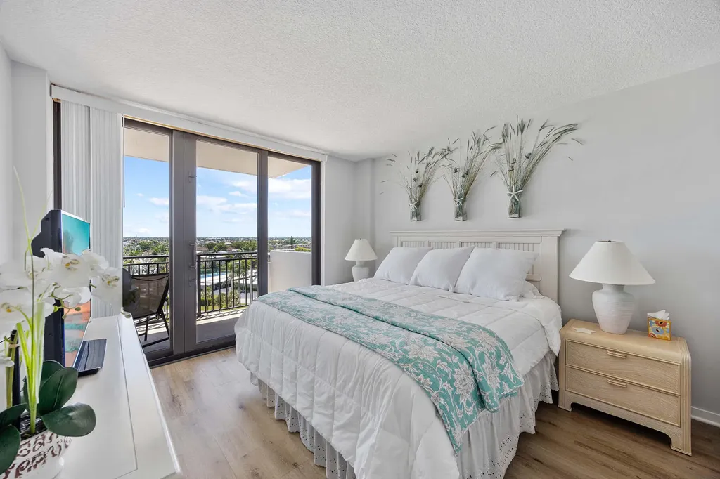 180 Seaview Marco Island FL 34145