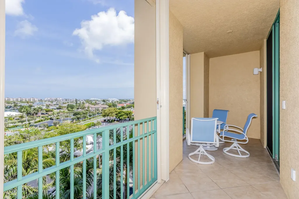 1079 Bald Eagle Drive Marco Island FL 34145