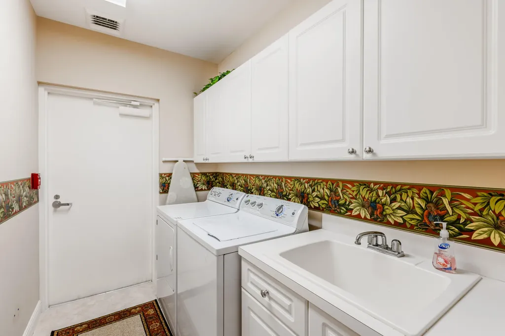 1079 Bald Eagle Drive Marco Island FL 34145