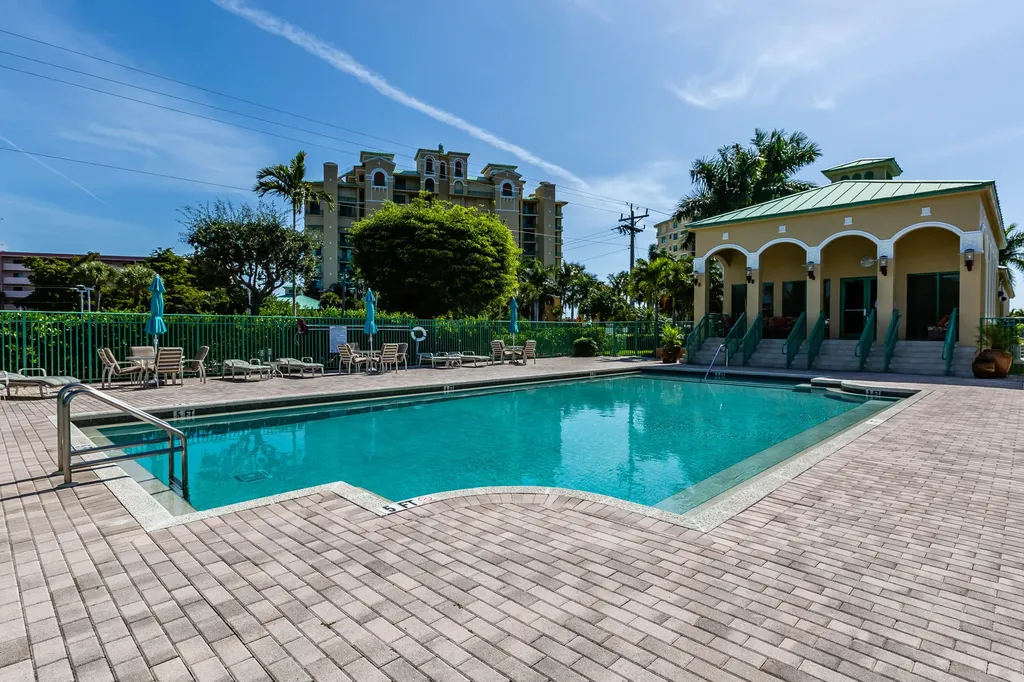 1079 Bald Eagle Drive Marco Island FL 34145