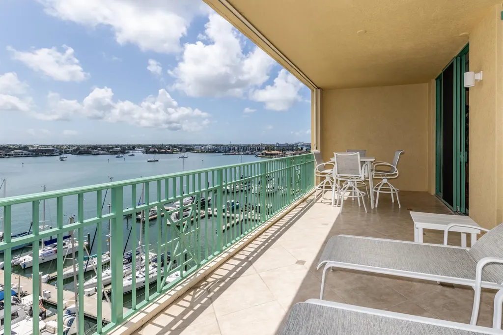 1079 Bald Eagle Drive Marco Island FL 34145