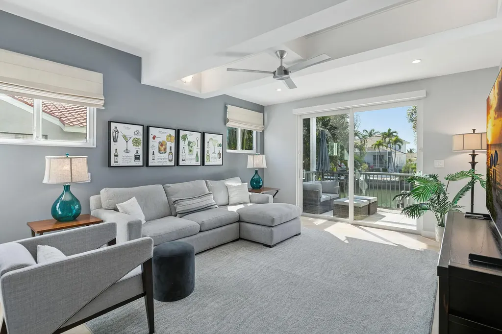 724 Plantation Court Marco Island FL 34145