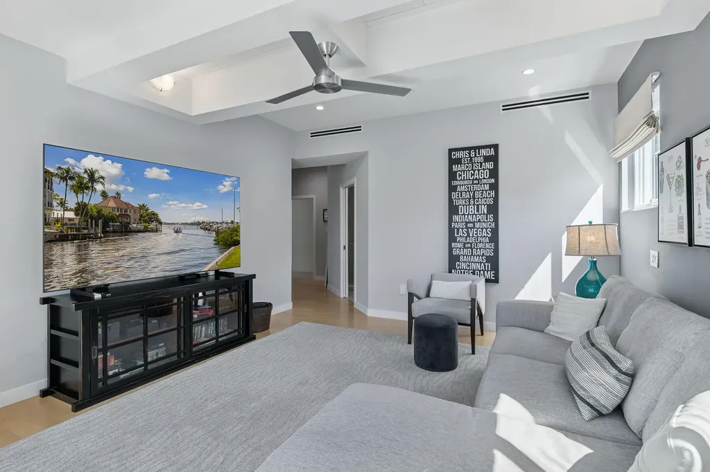 724 Plantation Court Marco Island FL 34145