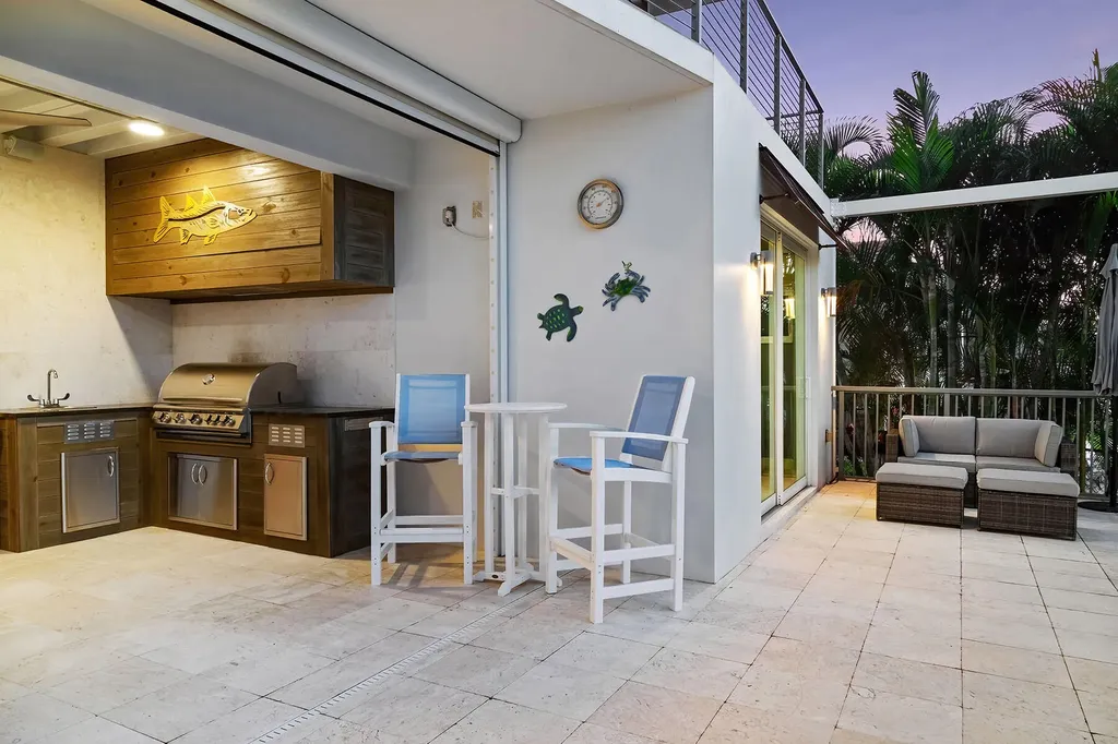 724 Plantation Court Marco Island FL 34145