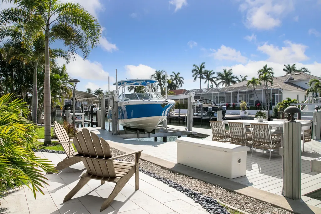 724 Plantation Court Marco Island FL 34145