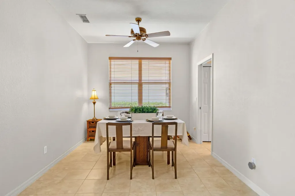 1409 Athol Way Naples FL 34104