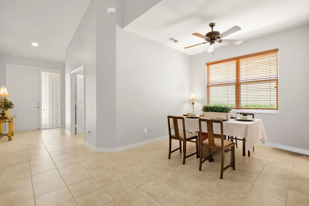 1409 Athol Way Naples FL 34104