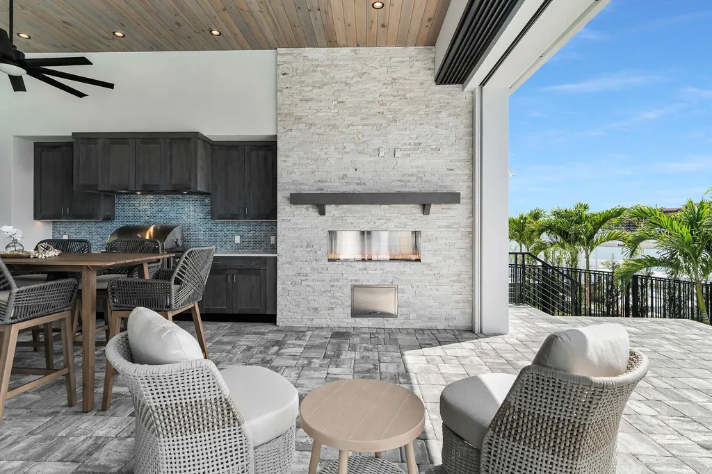 641 Dorando Court Marco Island FL 34145