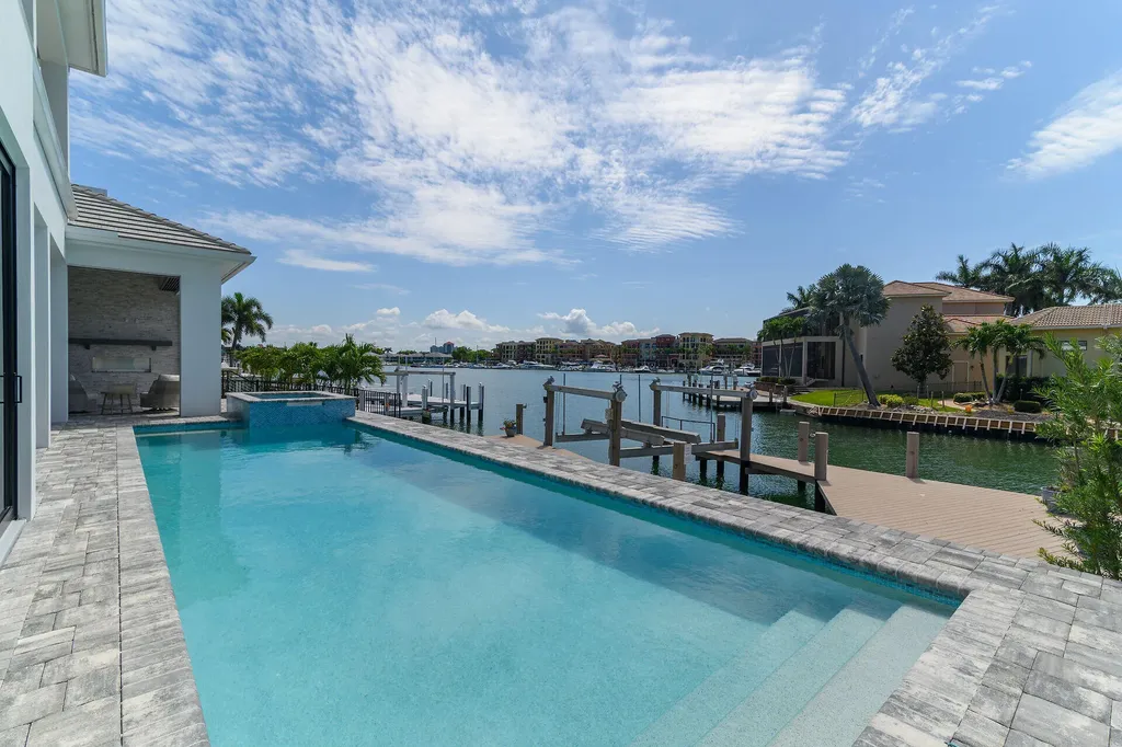 641 Dorando Court Marco Island FL 34145