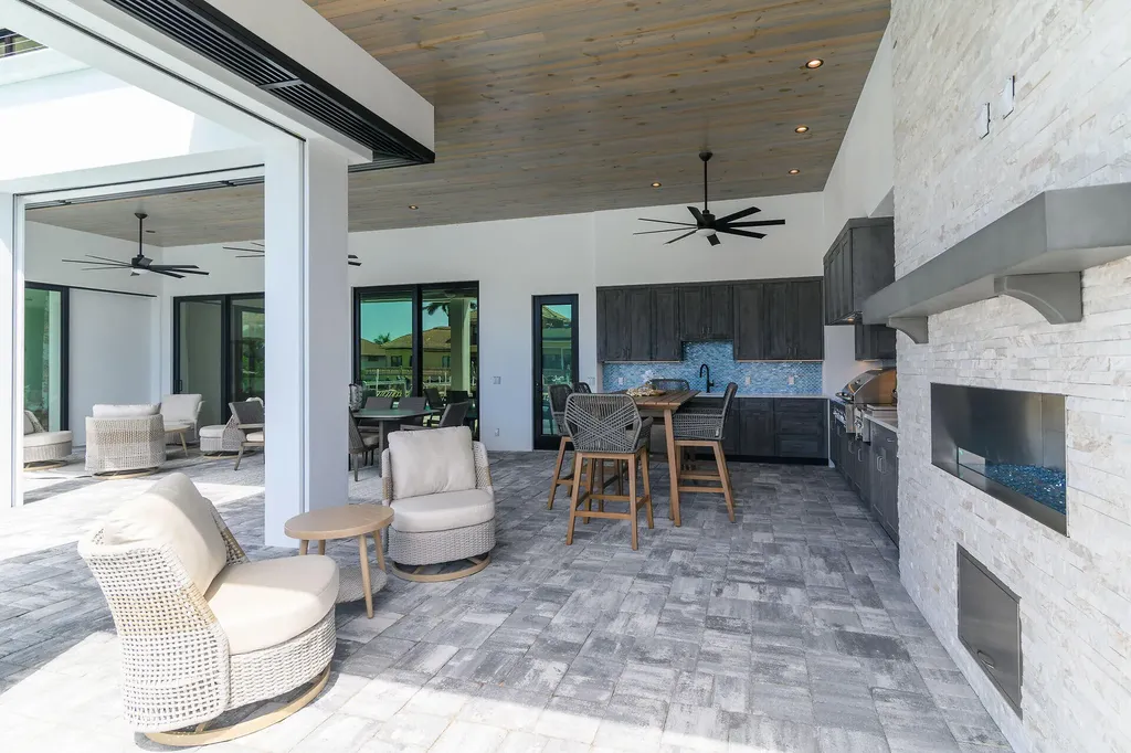 641 Dorando Court Marco Island FL 34145