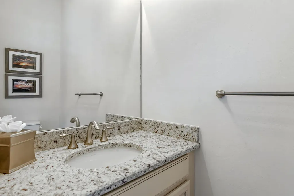 9479 Lagomar Court Naples FL 34114