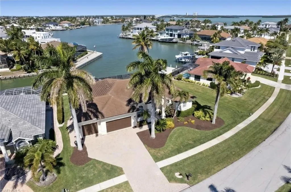 648 Bimini Avenue Marco Island FL 34145