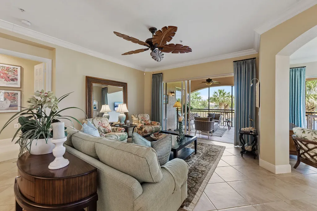 3160 Serena Lane Naples FL 34114