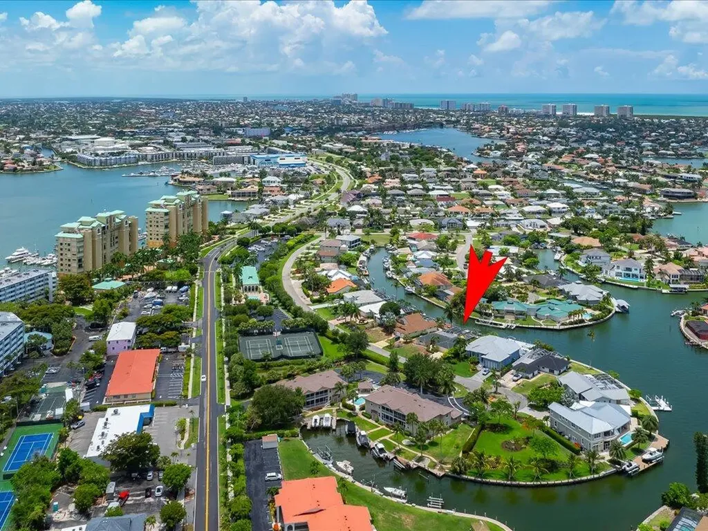 1104 Gayer Way Marco Island FL 34145