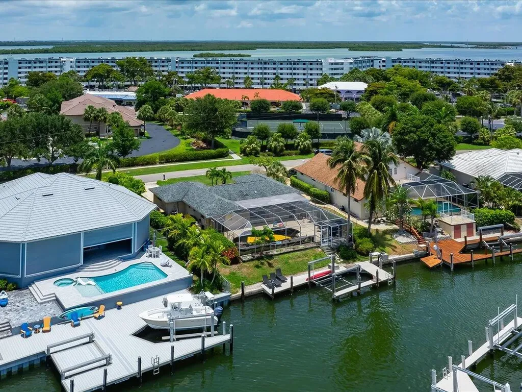 1104 Gayer Way Marco Island FL 34145