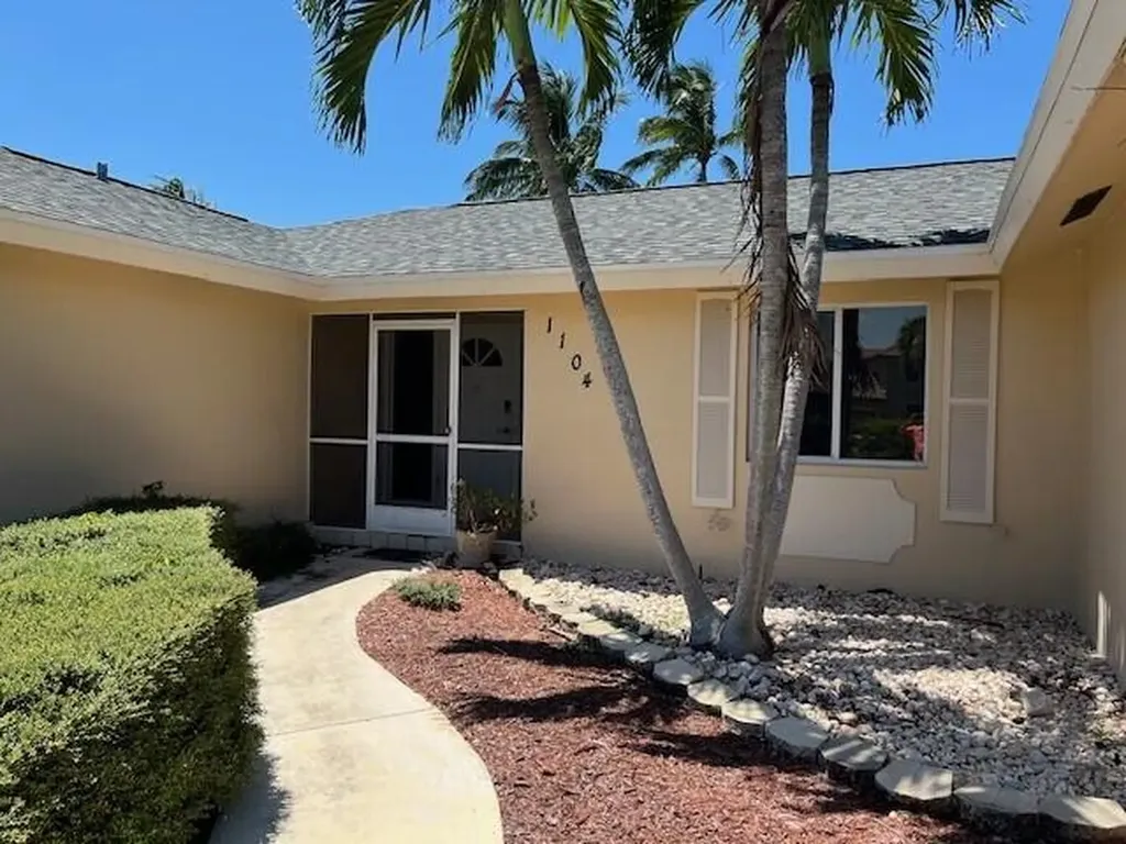 1104 Gayer Way Marco Island FL 34145