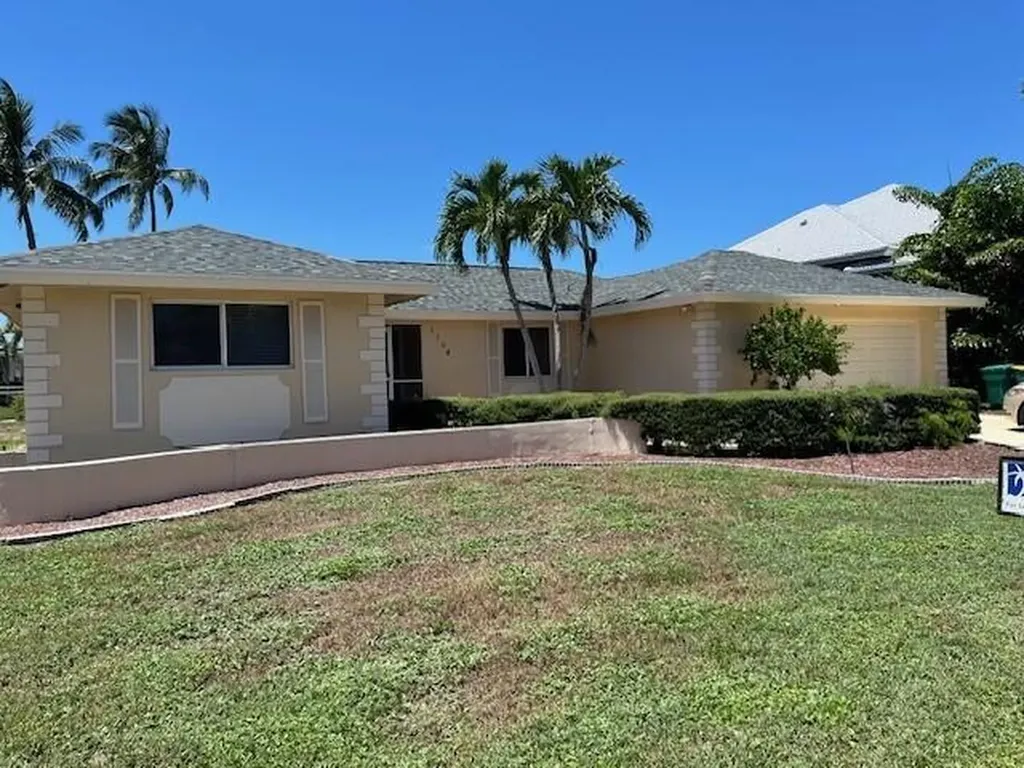 1104 Gayer Way Marco Island FL 34145