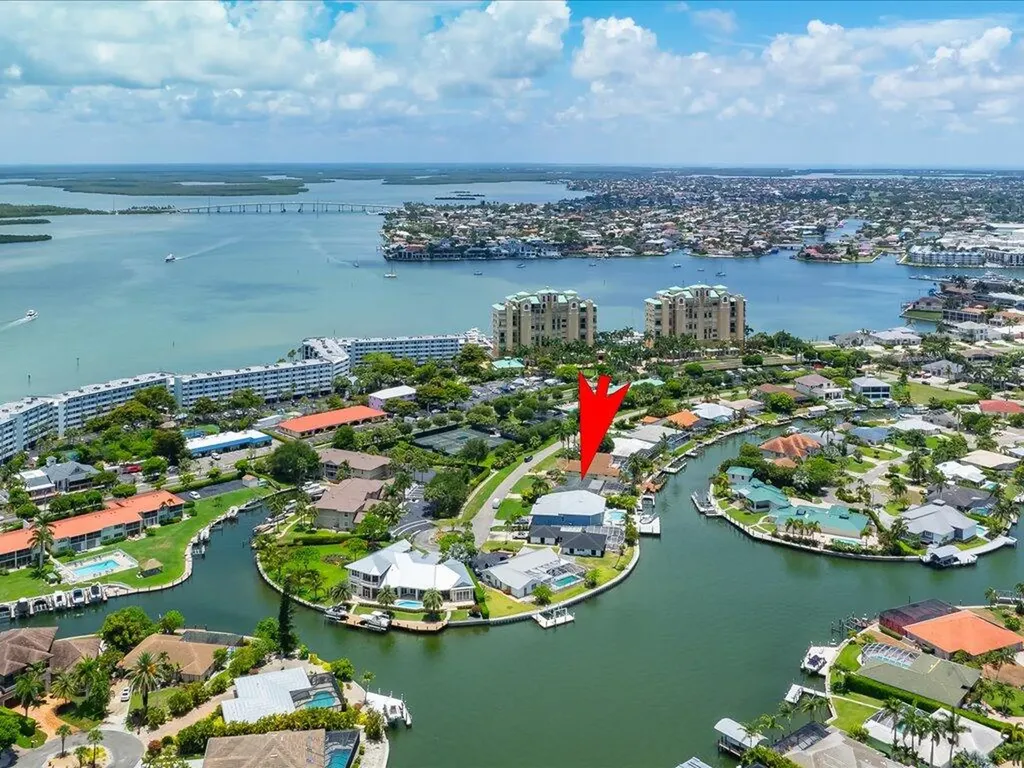 1104 Gayer Way Marco Island FL 34145