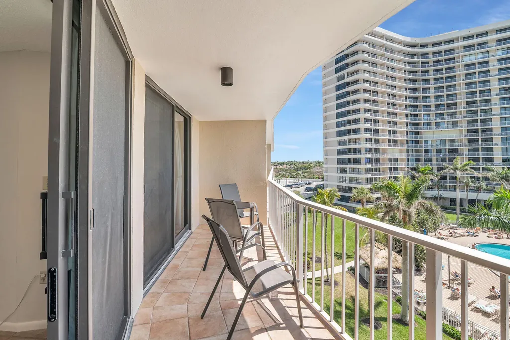 440 Seaview Court Marco Island FL 34145