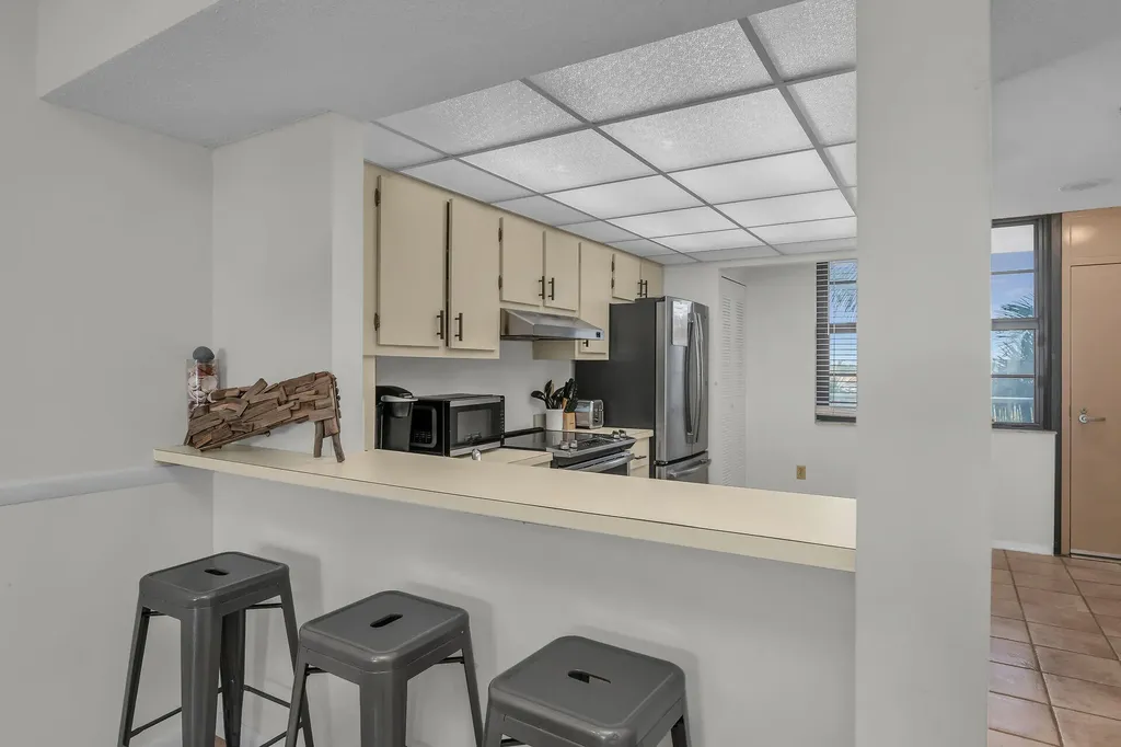 440 Seaview Court Marco Island FL 34145