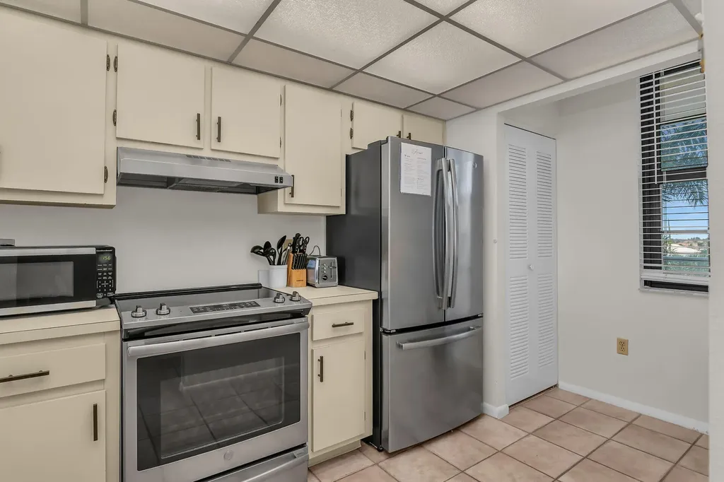 440 Seaview Court Marco Island FL 34145