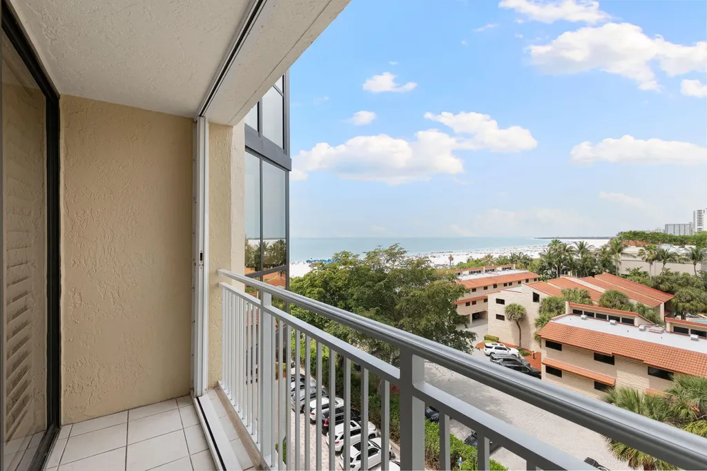 520 S Collier Boulevard Marco Island FL 34145