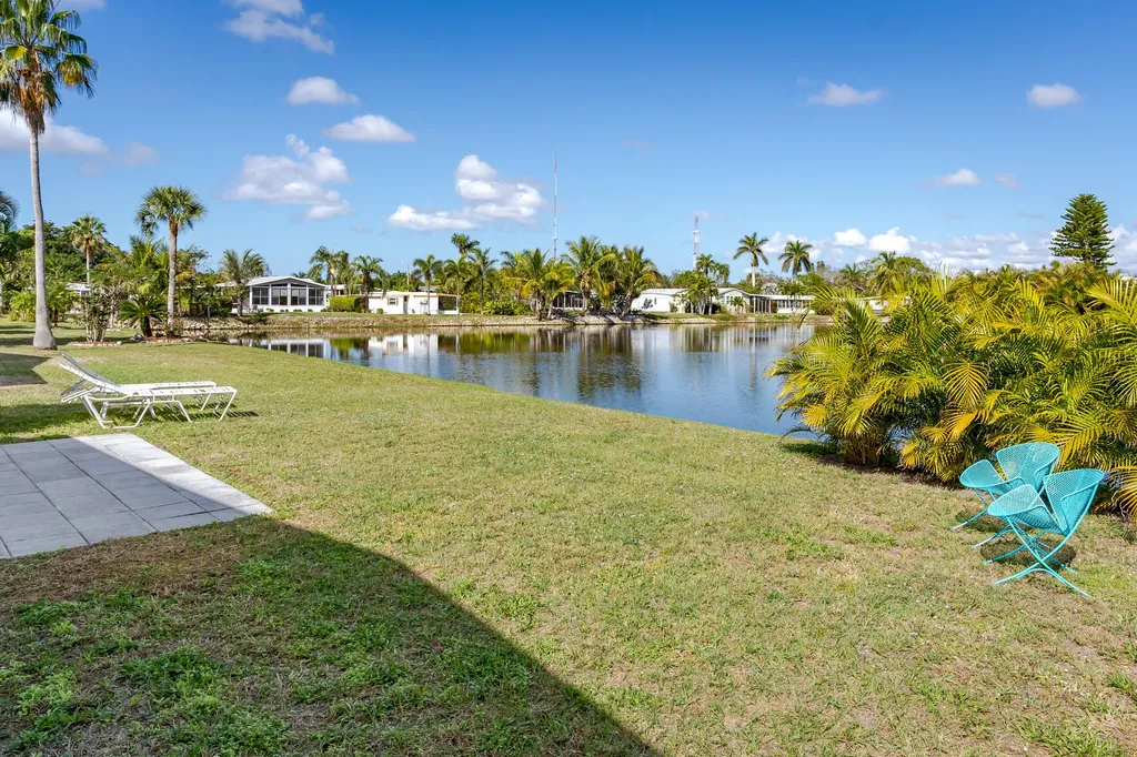 216 Rookery Road Naples FL 34114