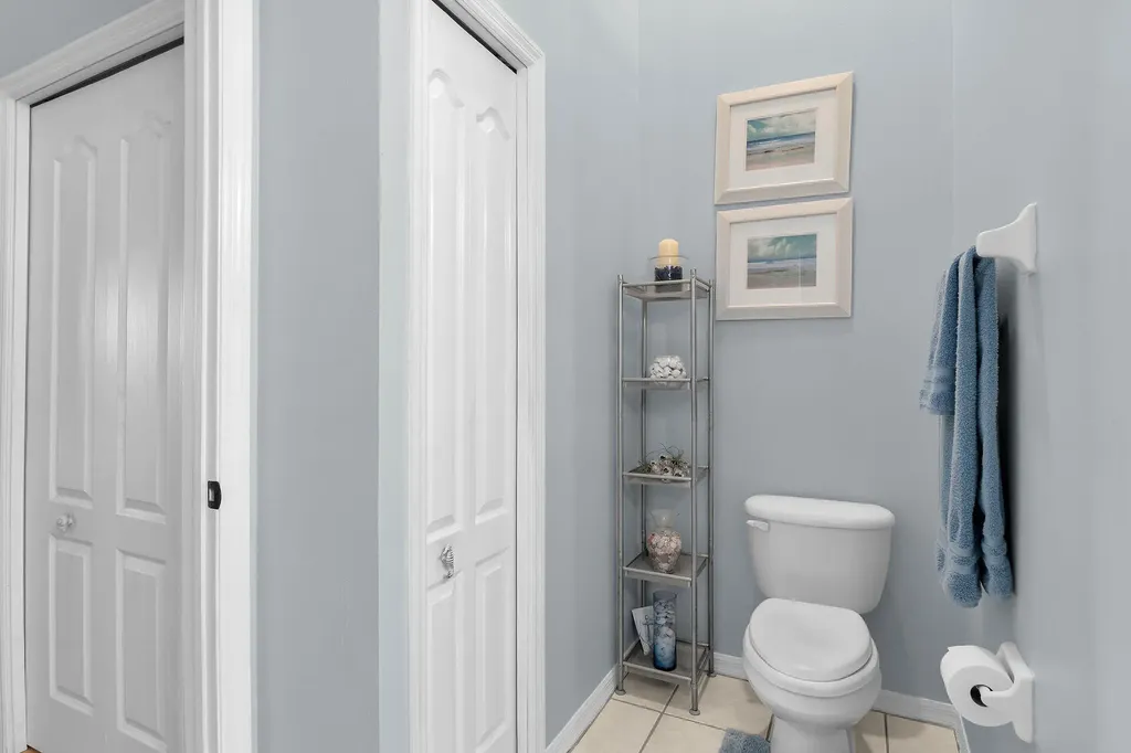 338 Newport Drive Naples FL 34114