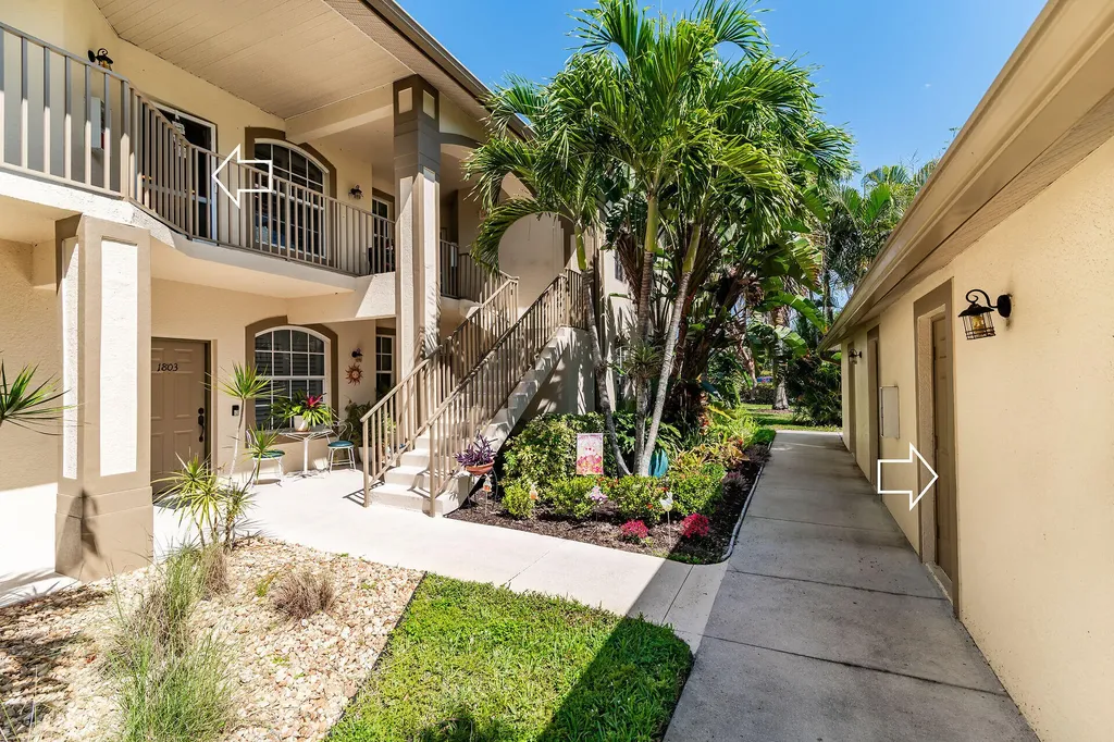 338 Newport Drive Naples FL 34114