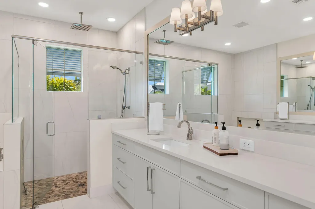 1886 Honduras Avenue Marco Island FL 34145