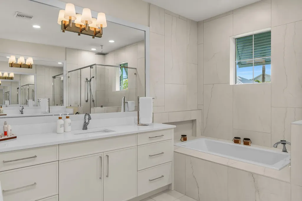 1886 Honduras Avenue Marco Island FL 34145