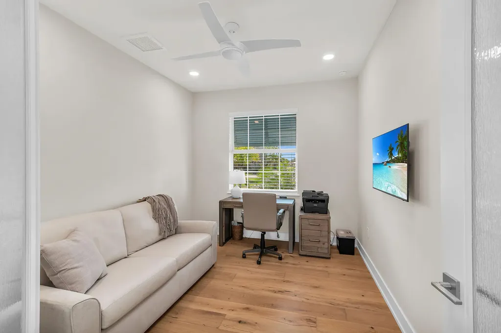 1886 Honduras Avenue Marco Island FL 34145