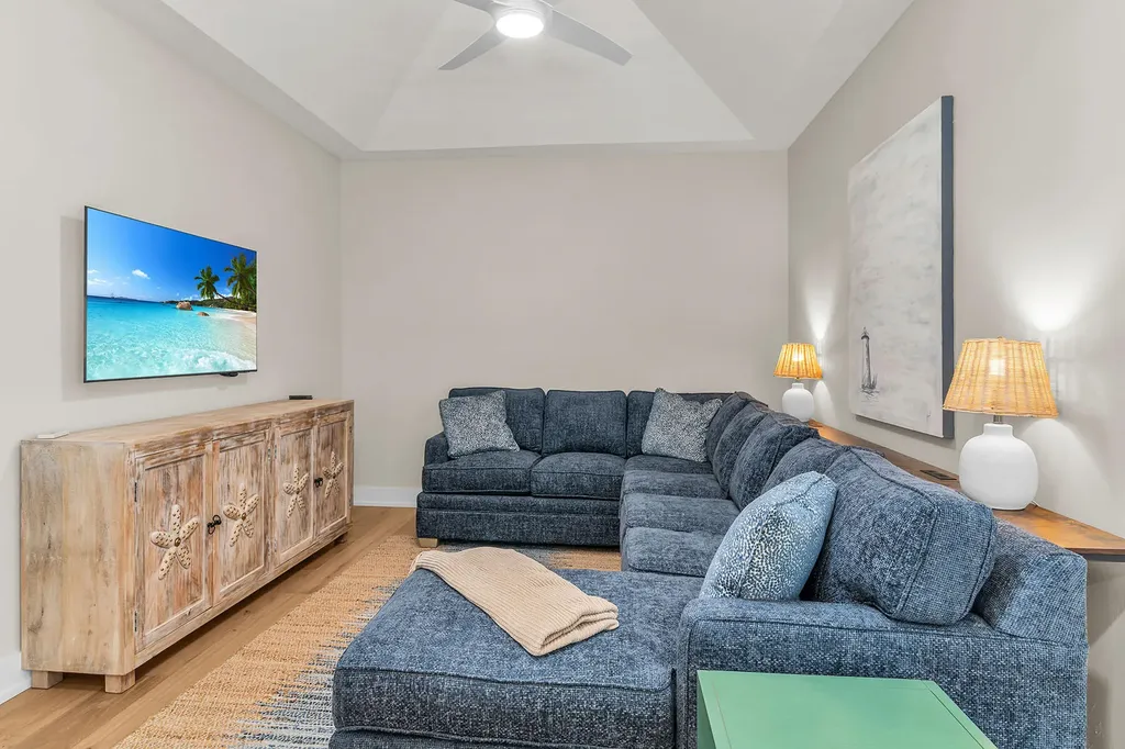 1886 Honduras Avenue Marco Island FL 34145