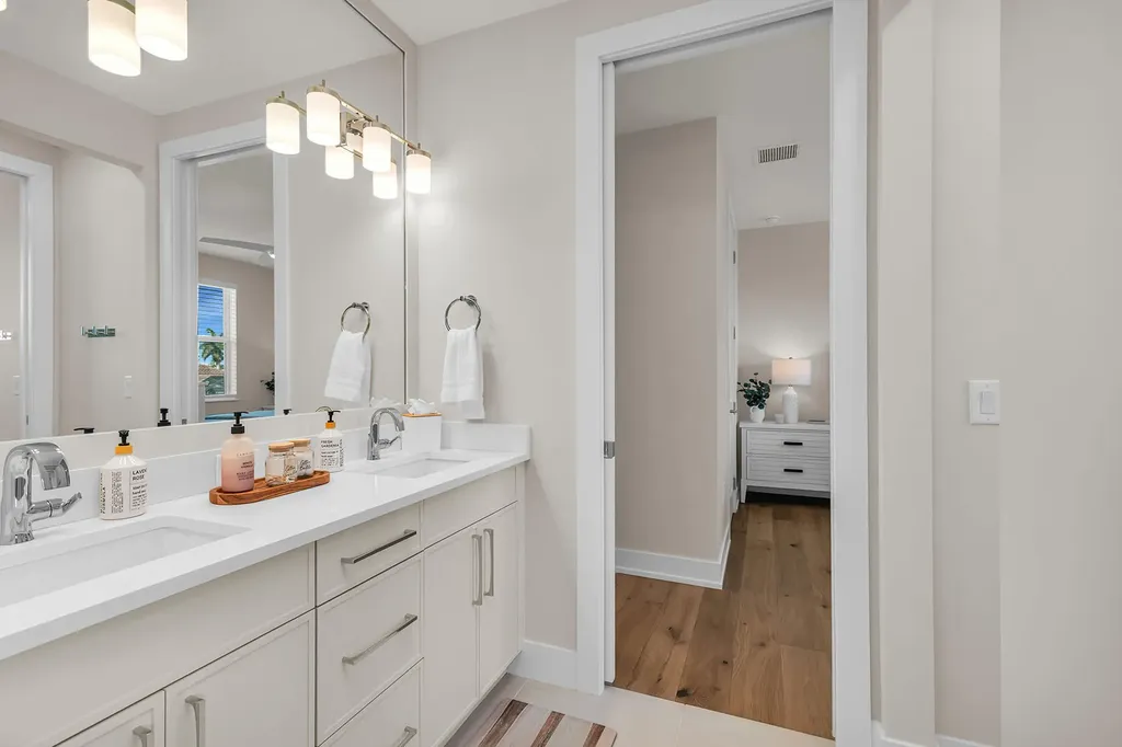 1886 Honduras Avenue Marco Island FL 34145