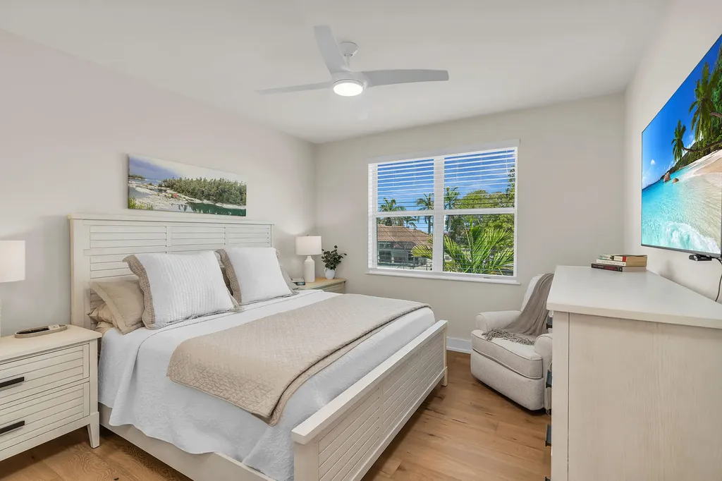 1886 Honduras Avenue Marco Island FL 34145