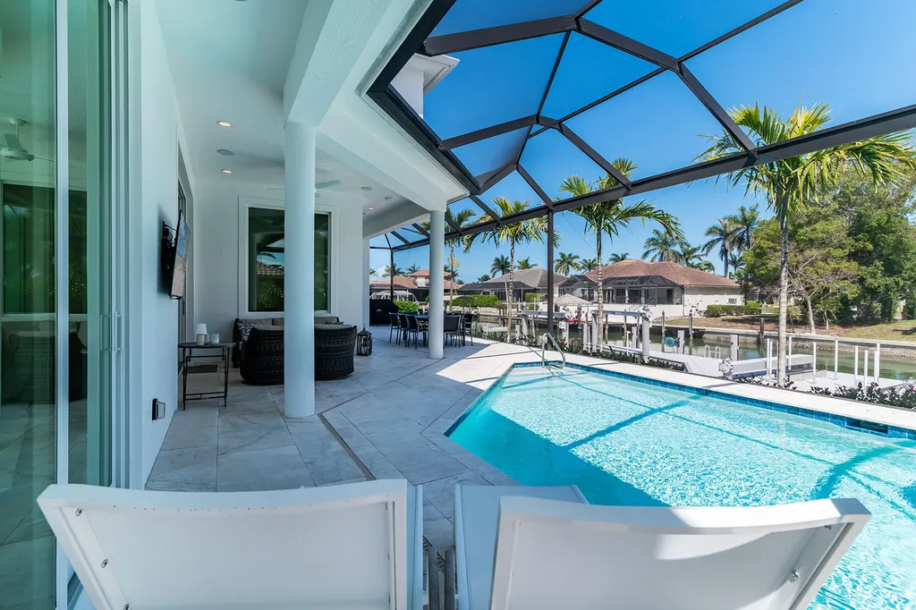 1886 Honduras Avenue Marco Island FL 34145