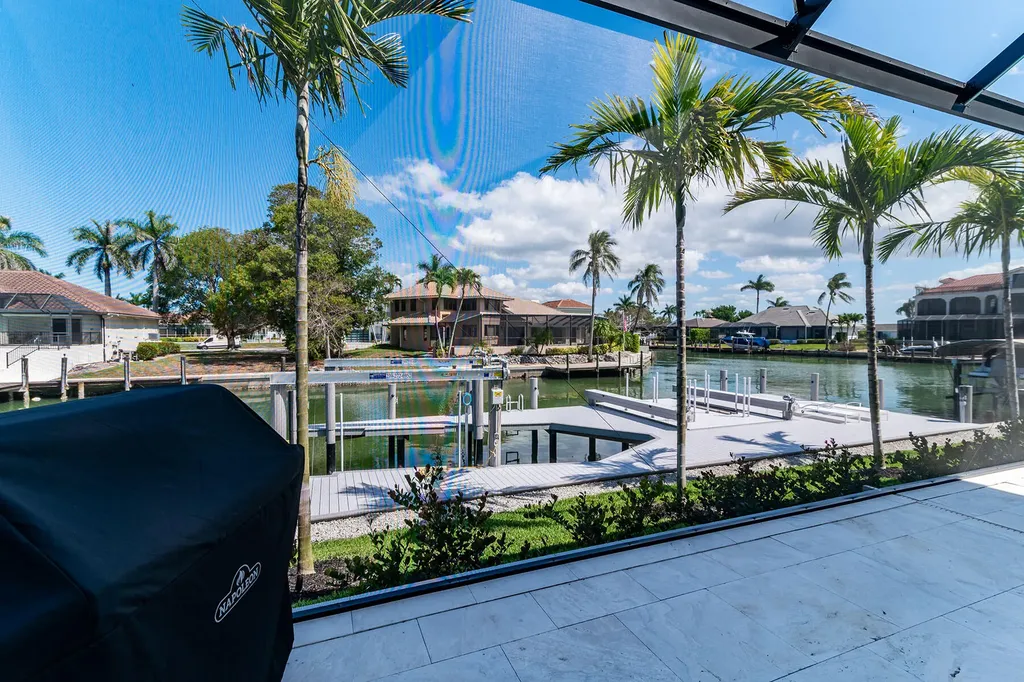 1886 Honduras Avenue Marco Island FL 34145