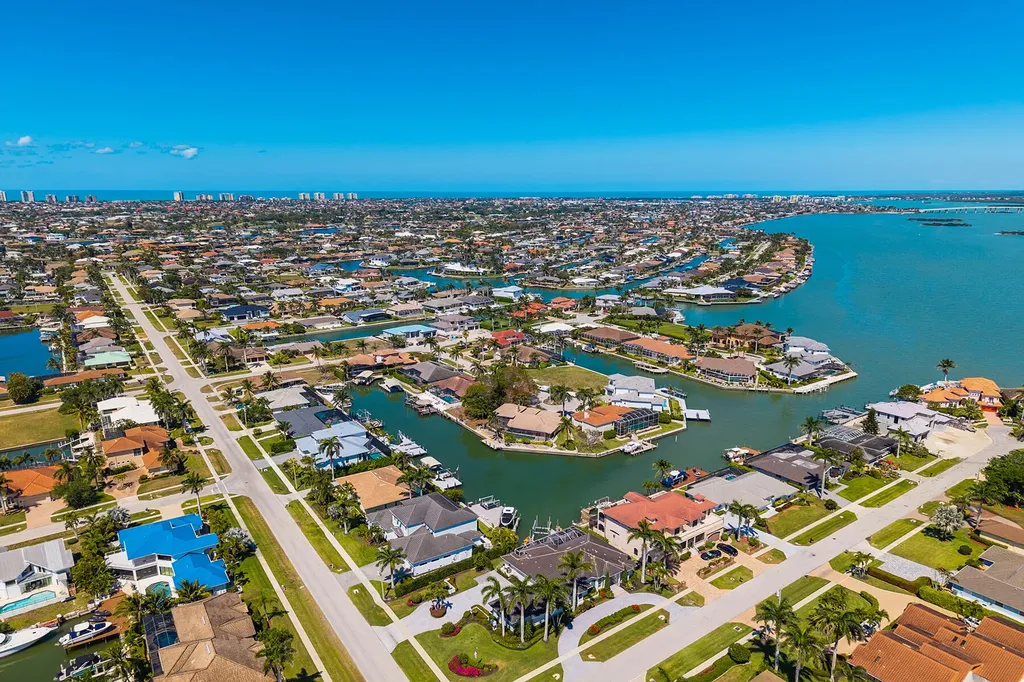 1886 Honduras Avenue Marco Island FL 34145