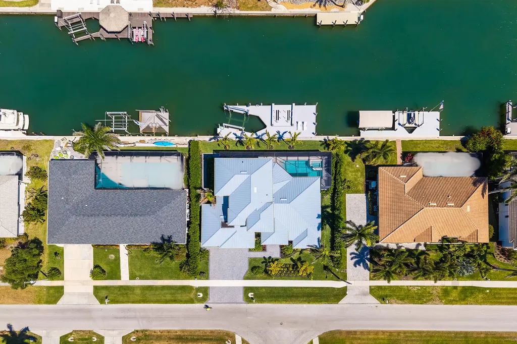 1886 Honduras Avenue Marco Island FL 34145