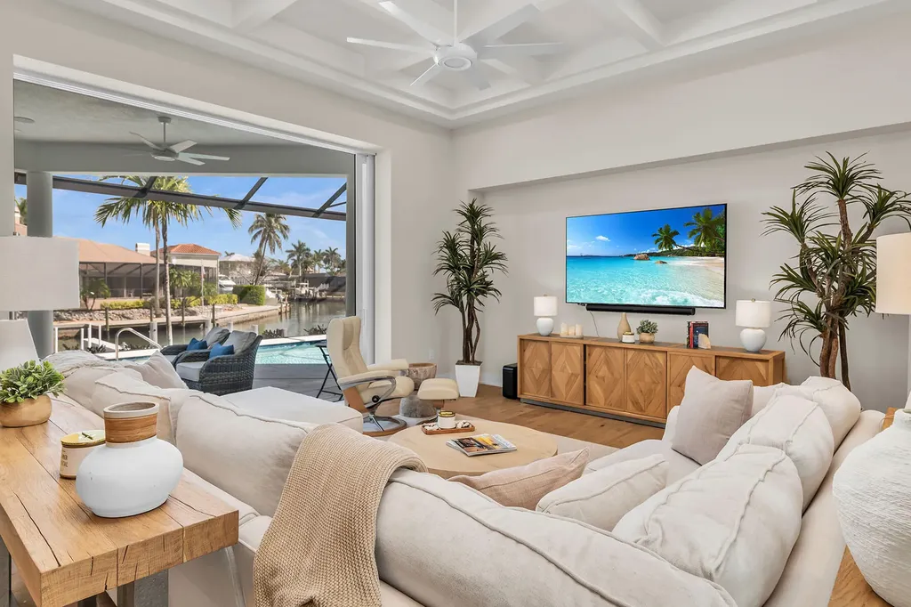 1886 Honduras Avenue Marco Island FL 34145