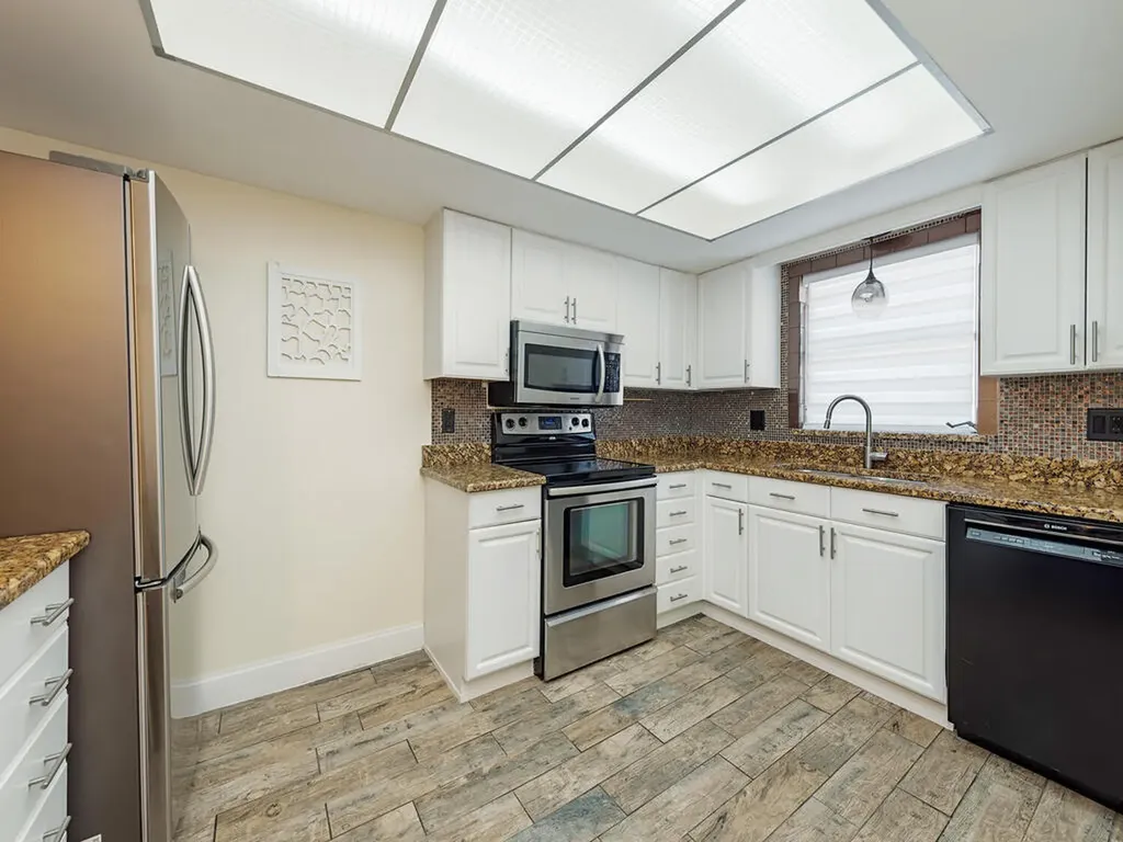 39 Watercolor Way Naples FL 34113