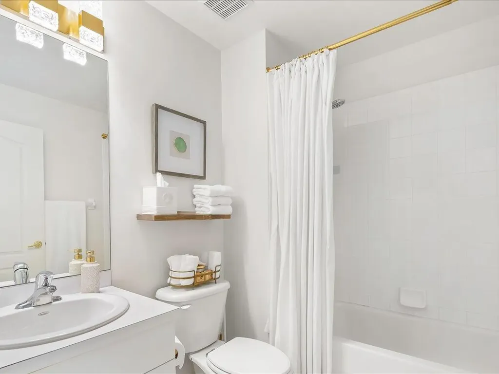 2805 Cypress Trace Circle Naples FL 34119