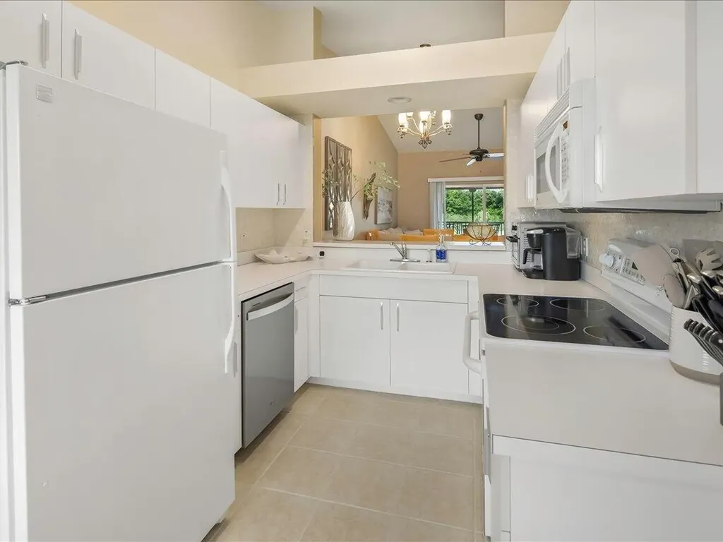 2805 Cypress Trace Circle Naples FL 34119