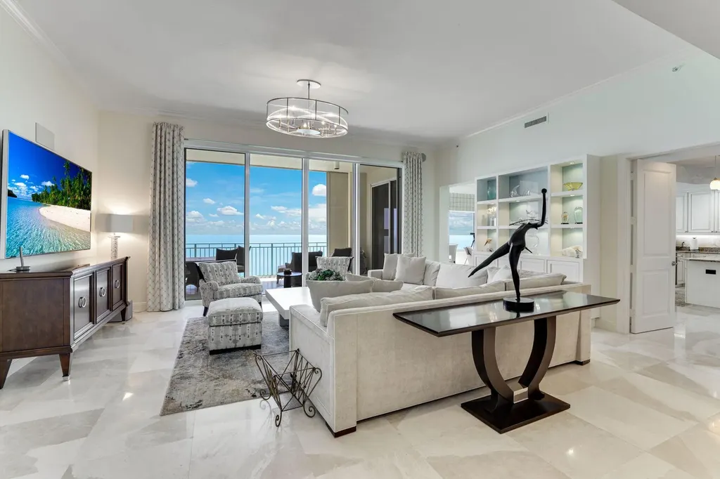 970 Cape Marco Marco Island FL 34145