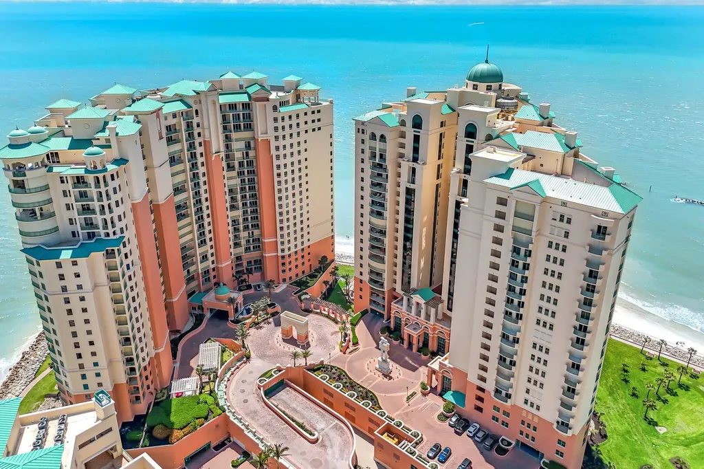 970 Cape Marco Marco Island FL 34145