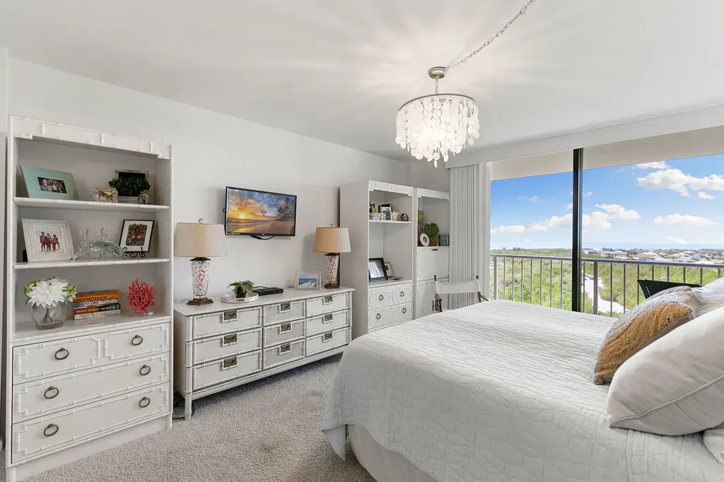 440 Seaview Court Marco Island FL 34145